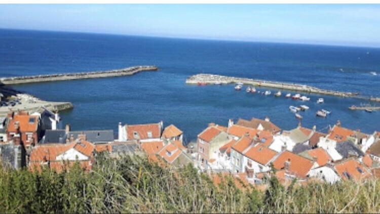 The Royal George Staithes Bed & Breakfast Bagian luar foto